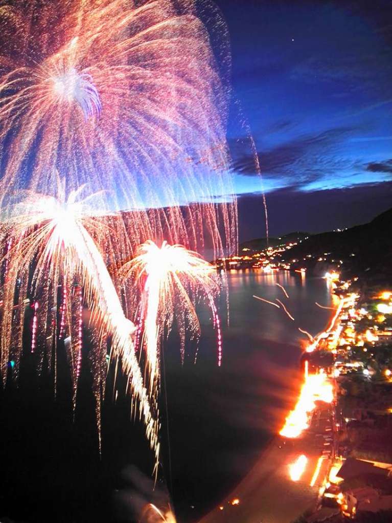 END OF SEPTEMBER: THE FEAST OF SAN MICHELE AND THE FIRES ON THE BAY!