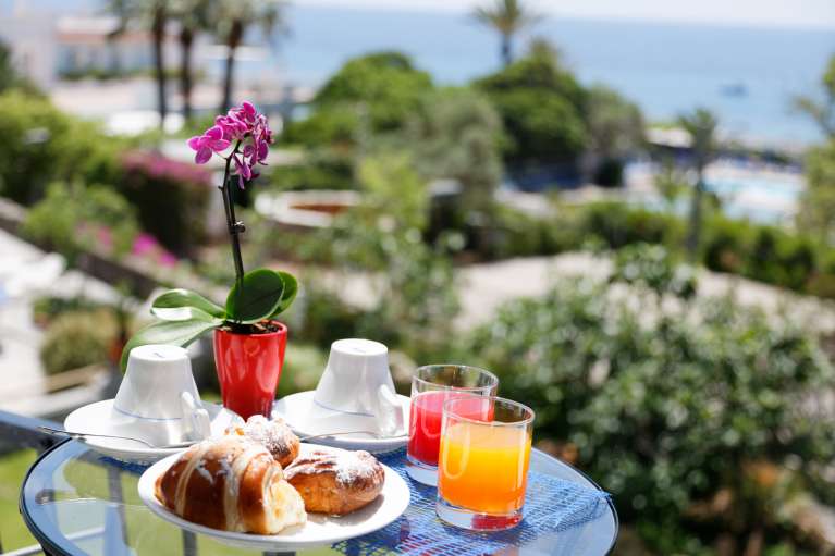 Book your holiday in Ischia with a small deposit of only 50 euros! Book your holiday in Ischia with a small deposit of only 50 euros!